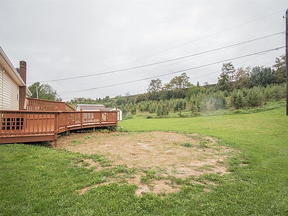 4th image of 2310 Glade Dr SE