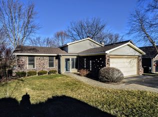 2246 Federal Pkwy, Lindenhurst, IL 60046