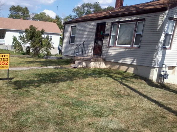 2943 Brighton Ave, Kansas City, MO 64128