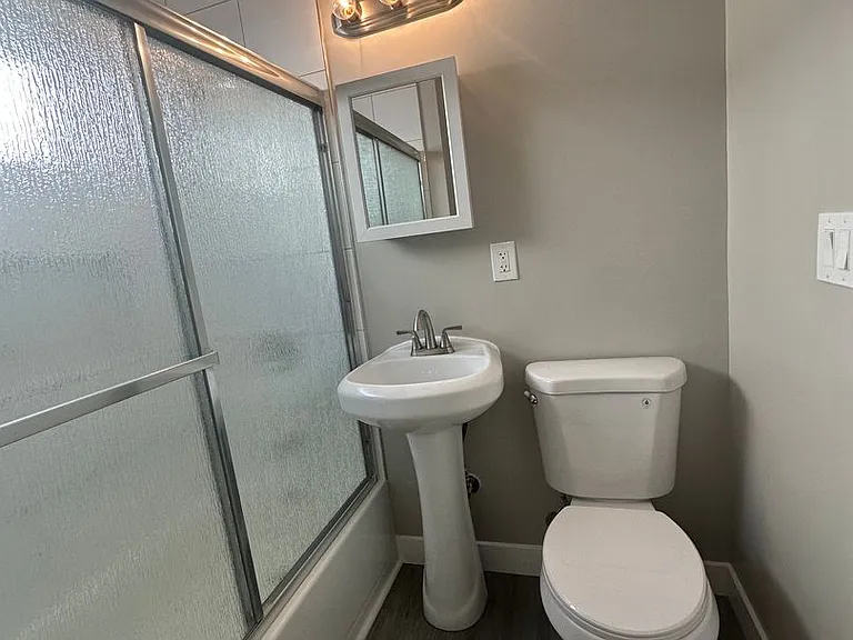 1904 E Bermuda St #9 — Photo 10