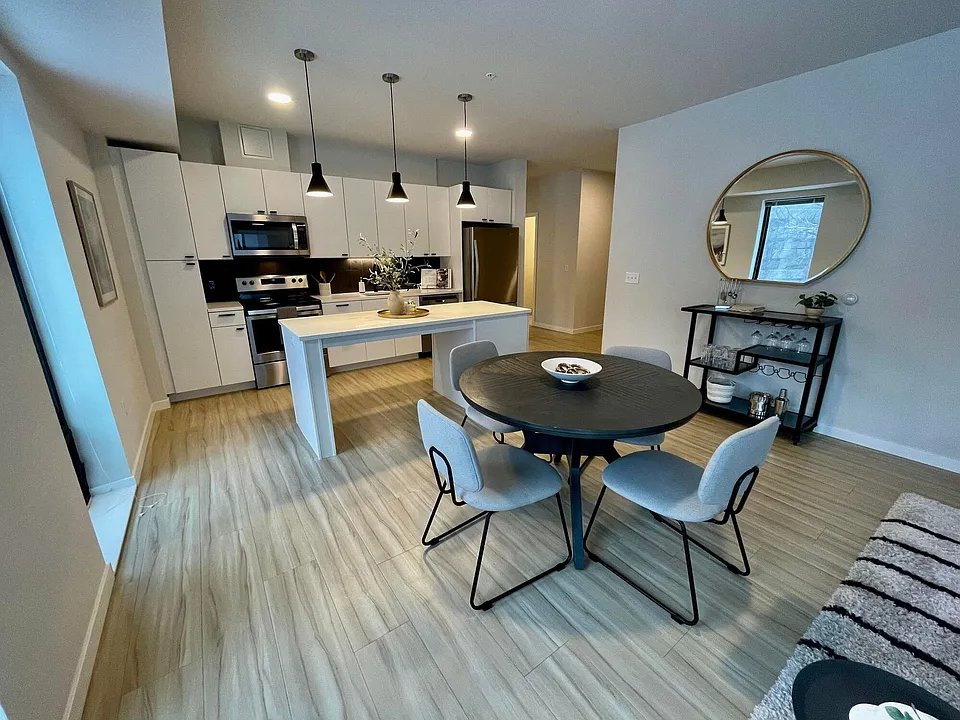 Irvine Exchange apartments community photo