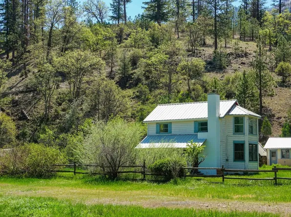 1324 S Fork Rd, Callahan, CA 96014