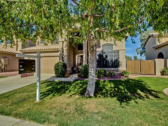 4th image of 2212 W Myrtle Dr