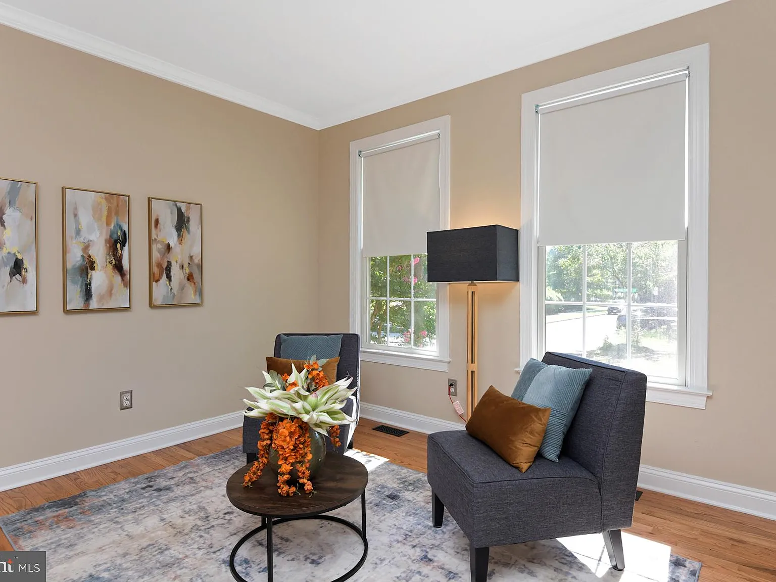 3 bed, 2.5 bath, 1920 sqft, $4,950 — Photo 4