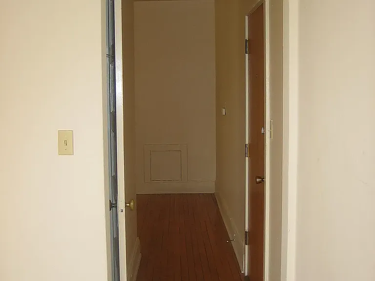 590 Holly Ave — Photo 9