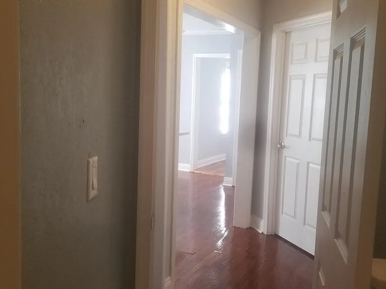 546 Broad St #2 — Photo 32