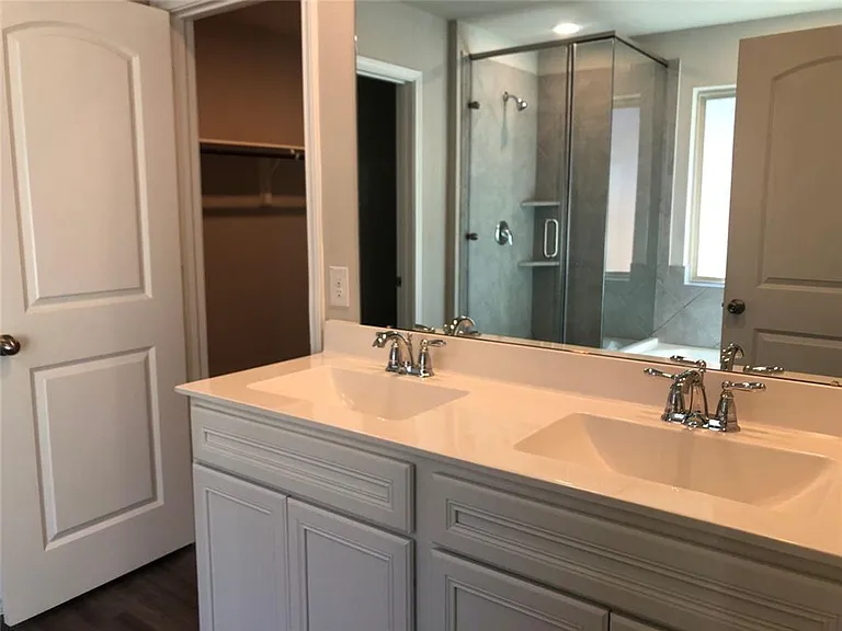 9224 Inland Leather Ln — Photo 8
