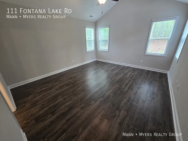 111 Fontana Lake Rd — Photo 19