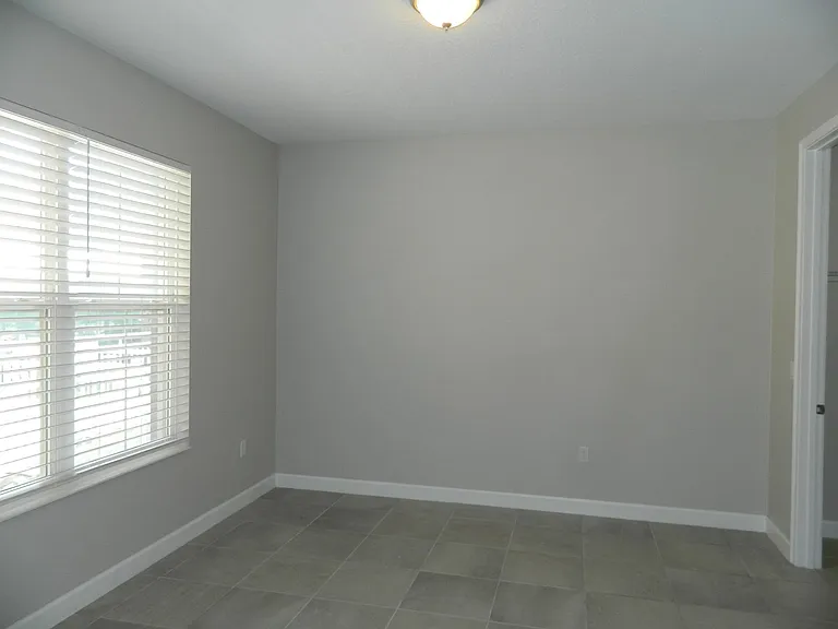 1330 Bolton Pl — Photo 4