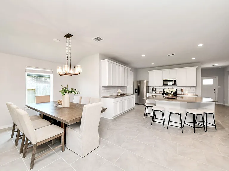 3306 Dagostino Creek Dr — Photo 24