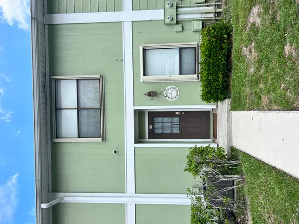 778 Hill Dr APT D, West Palm Beach, FL 33415