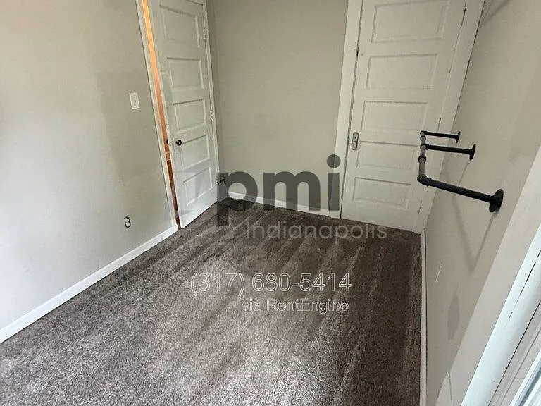 3502 N Kenwood Ave — Photo 22