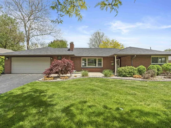 8749 Idlewild Ave, Highland, IN 46322