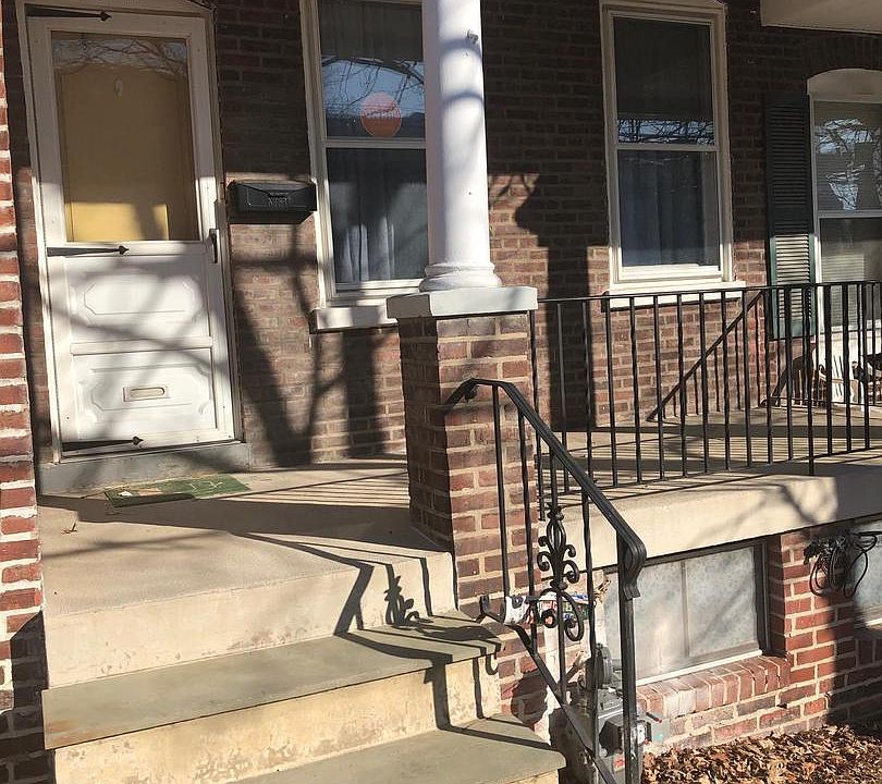 1st image of 1211 Beech St