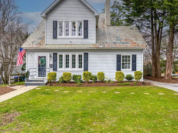 6 Dixie Dr, Towson, MD 21204