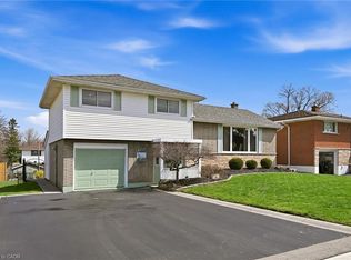 115 Laurier Ave, Hamilton, ON L9C3S5