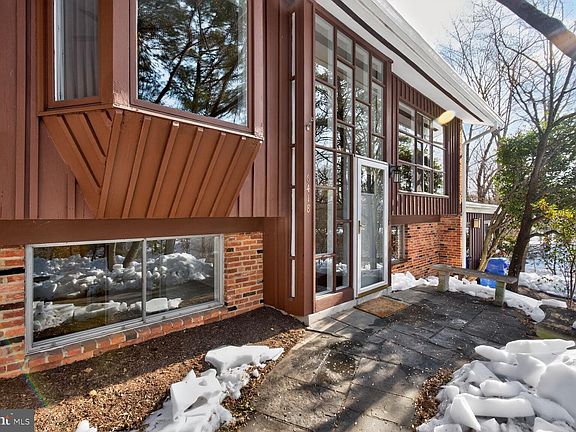 3rd image of 6418 Bannockburn Dr