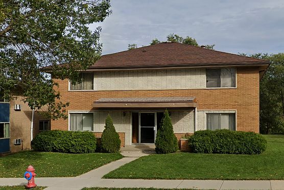 1st image of 3354 S Whitnall Ave #3
