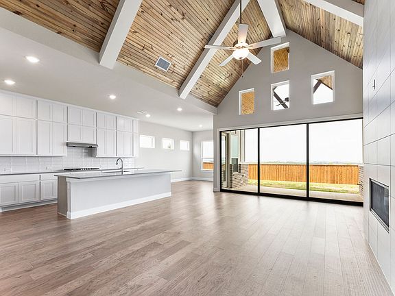 2nd image of 1711 Wintergreen Ave