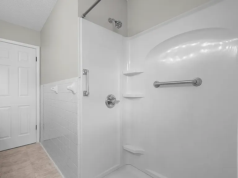 1852 Skyland Dr — Photo 9