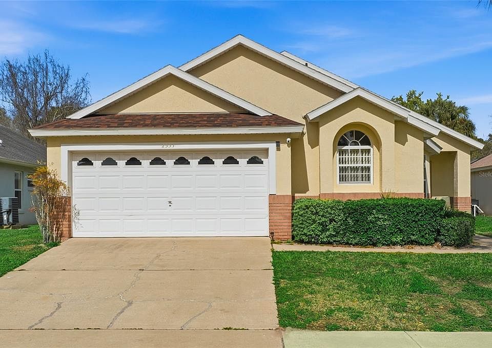 1st image of 2555 Oneida Loop