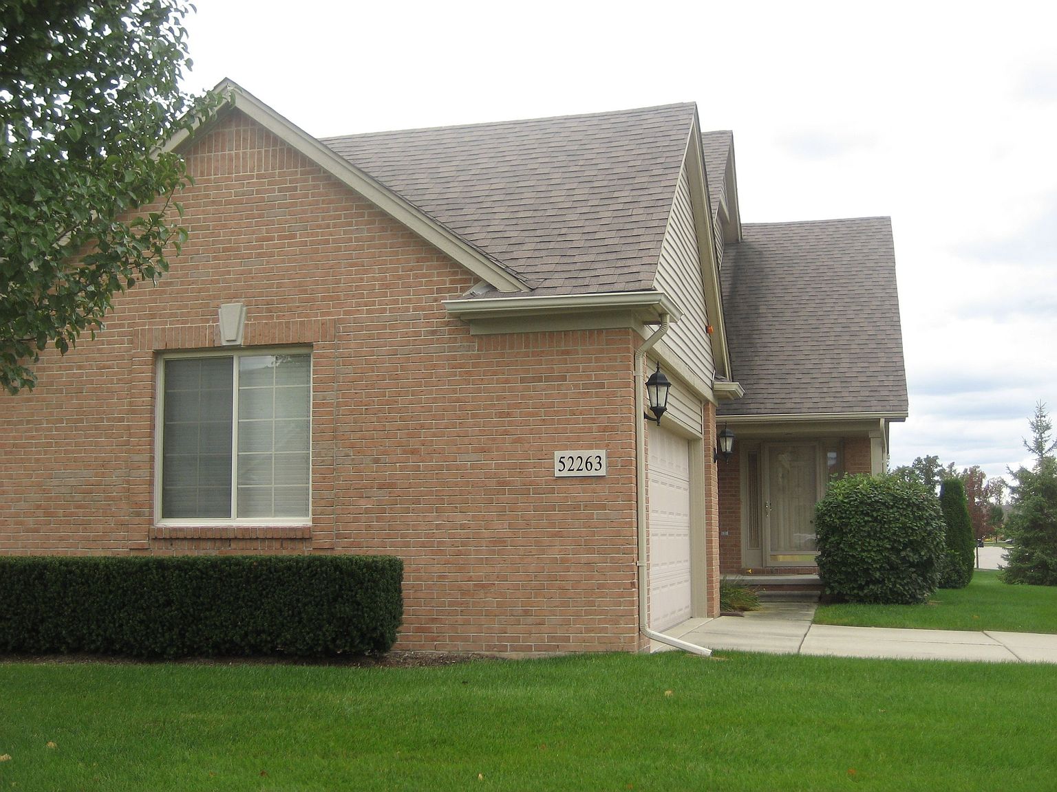 52263 Silvanna Ln, MI 48042 Zillow