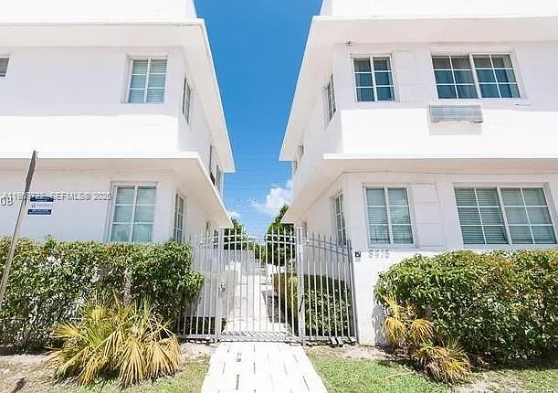 8415 Harding Ave #5 — Photo 3