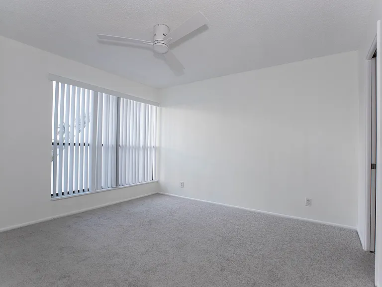 3200 Bridgewood Dr — Photo 15