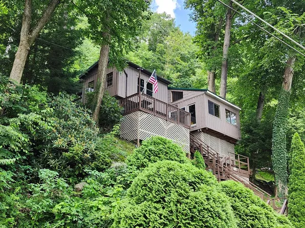 779 S Tunnel Rd, Kennerdell, PA 16374