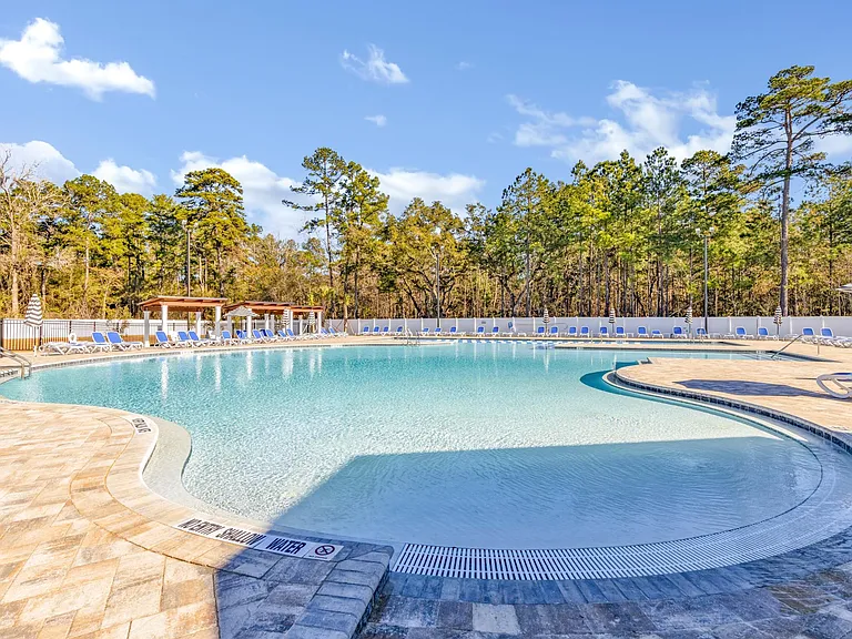 Clubhouse Pool