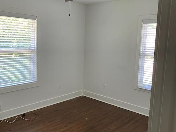 5th image of 2824 N University Ave