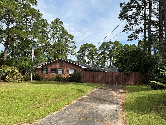 1203 Lake Dr, Tifton, GA 31794 | Zillow