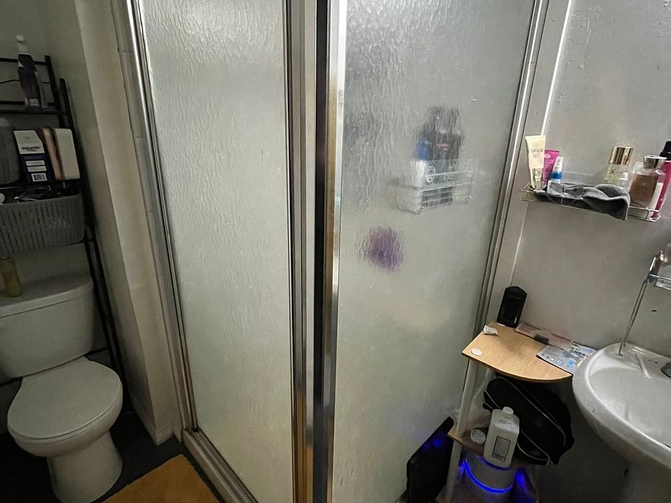2nd image of 132 S College Ave #4B
