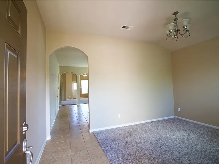 25311 Saddlebrook Ranch Dr — Photo 7