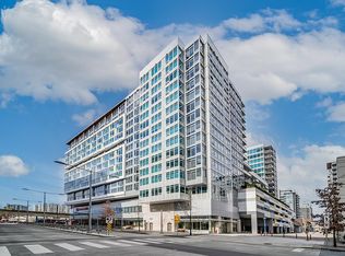 6288 No 3 Rd #1213, Richmond, BC V6Y 2B2