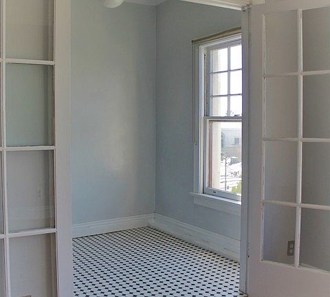 5th image of 2121 James M Wood Blvd APT 423