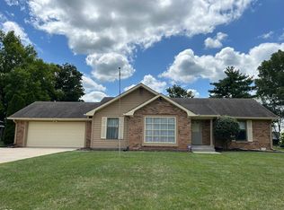 203 Oak Boulevard South Dr, Greenfield, IN 46140