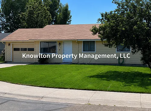 655 W Hanover Ct Photo 1