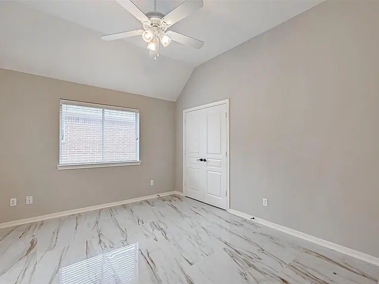 11954 Galentine Point — Photo 22