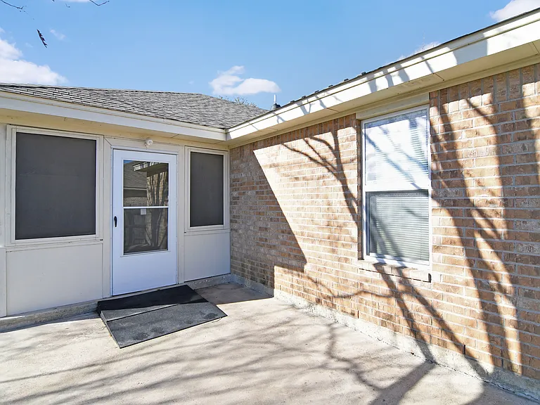 7207 Freedom Dr — Photo 19