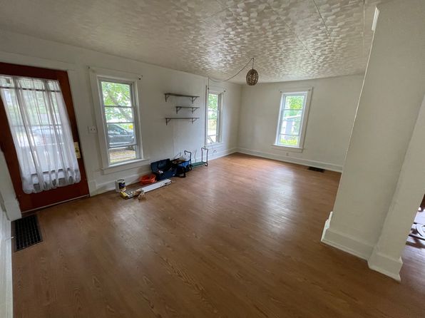 207 S Mount Vernon Ave #207