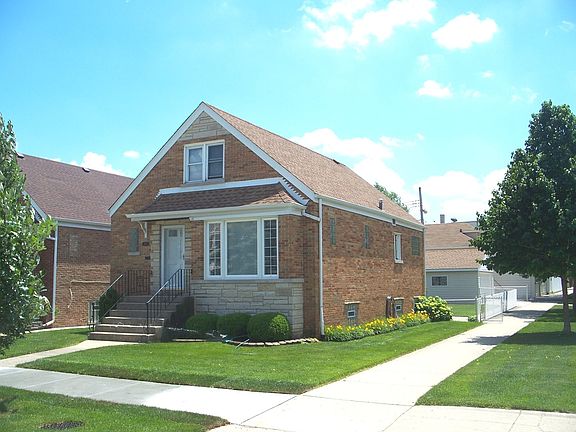 2nd image of 6975 W Wellington Ave