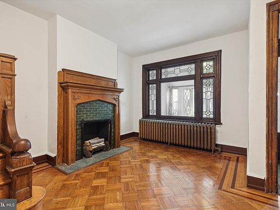 5th image of 5837 Washington Ave