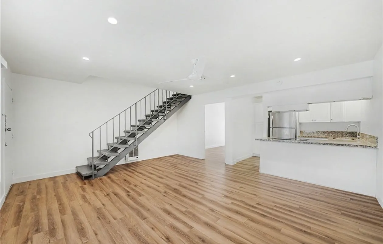 3371 E Andy St — Photo 2