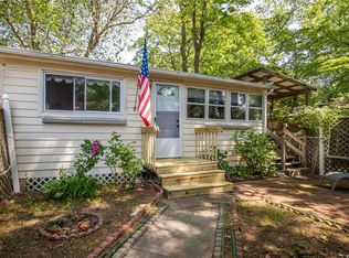 8 Anchor Path, Riverhead, NY 11933