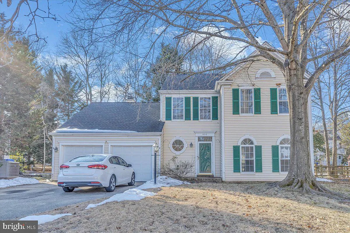 6016 Harbor Seal Ct photo 1