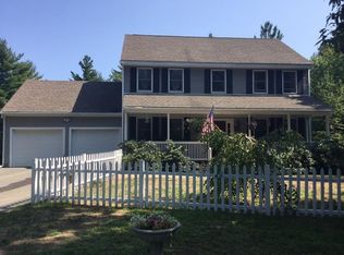 14 Birches Rd, Hubbardston, MA 01452