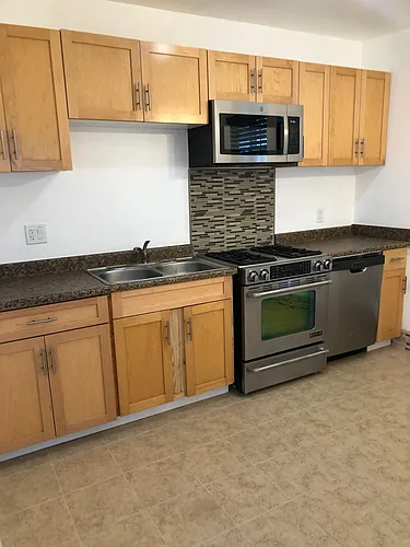 16331 Holly Dr #2 Photo 1