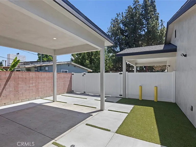 7649 Melvin Ave — Photo 9