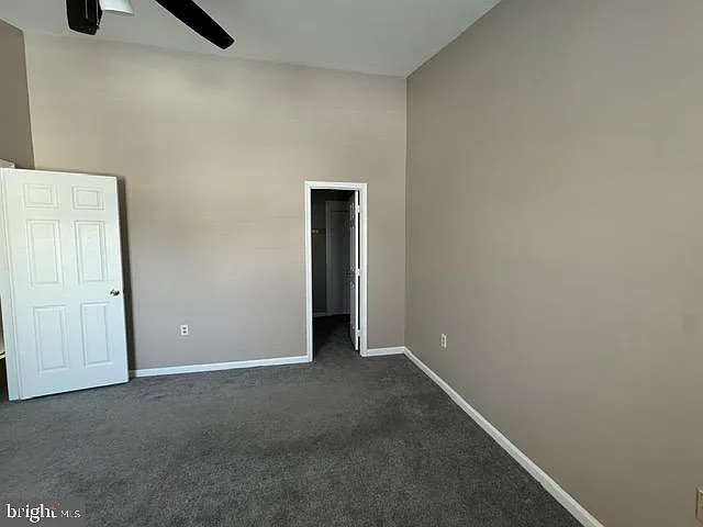 2459 Wentworth Dr — Photo 33